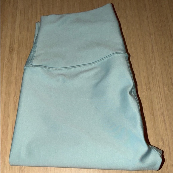 ALO high waist leggings in celestial blue - Picture 9 of 12